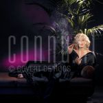 08-10-2004 Jette van der Meij at studio in Amsterdam, October 08, 2004.

[keywords]Posed, Sofa, Sigar, Palm Tree[/keywords]